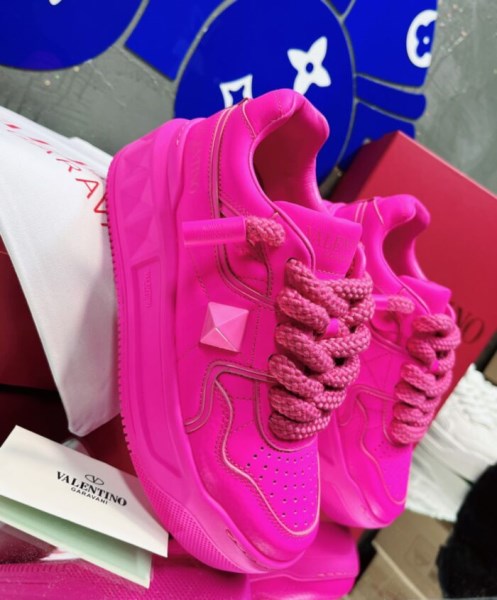 Valentino Unisex One Stud Xl Sneaker In Nappa Leather Peachblow - Image 5