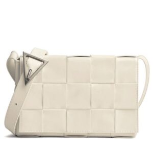 Bottega Veneta Cassette 667298 Cream