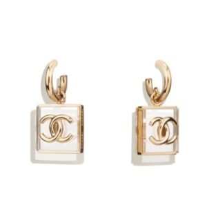 Chanel Women's Pendant ABA586 Golden
