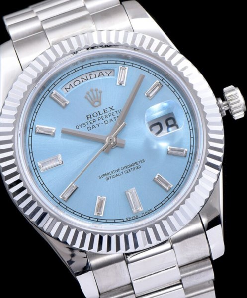 Rolex Rose Gold Automatic Watch Blue - Image 2