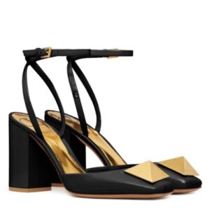 Valentino Women's One Stud Pump In Patent Leather 90MM Black