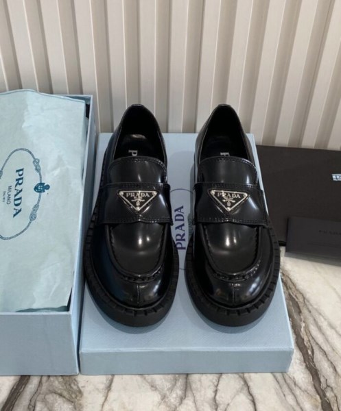 Prada Women's Monolith Brushed Leather Pointed Loafers Black - Image 3