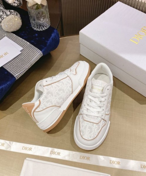 Christian Dior Women's One Sneaker Apricot - Image 5