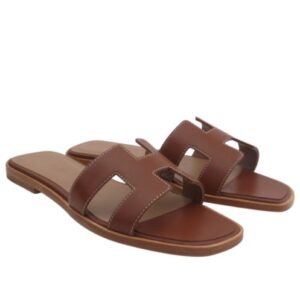 Hermes Women's oran sandal Coffee