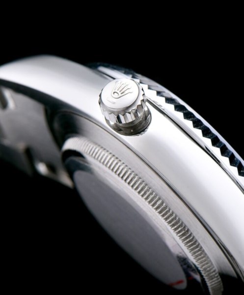 Rolex Rose Gold Automatic Watch Blue - Image 5