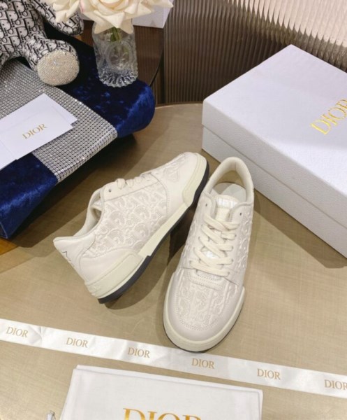 Christian Dior Women's One Sneaker Cream - Image 5