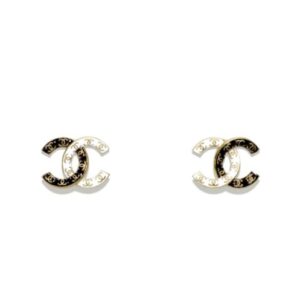Chanel Women's Stud Earrings ABC996 White